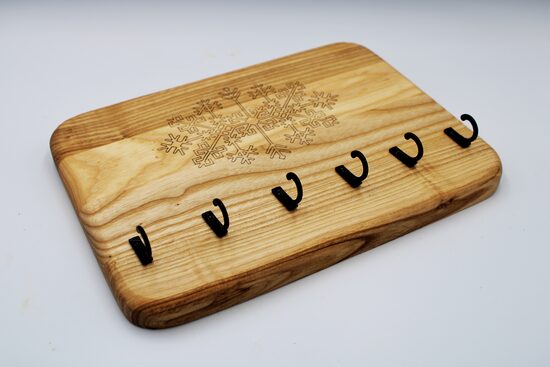 Atslēgu pakaramais ''Austras koks''